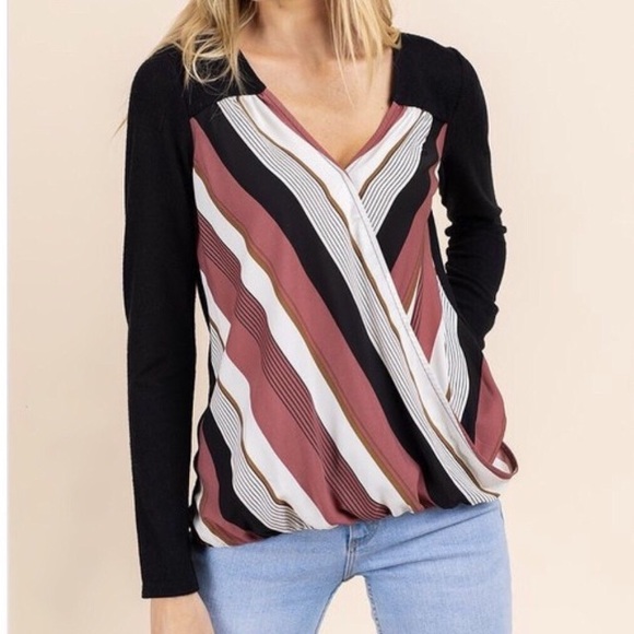Tops - ⭐️ HP 🎉Striped V-neck Top With Front Gathered Hem